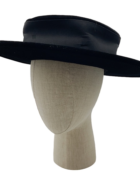 CHANEL VINTAGE RARE BLACK GROSGRAIN TRIMMED VELVET HAT main image 6